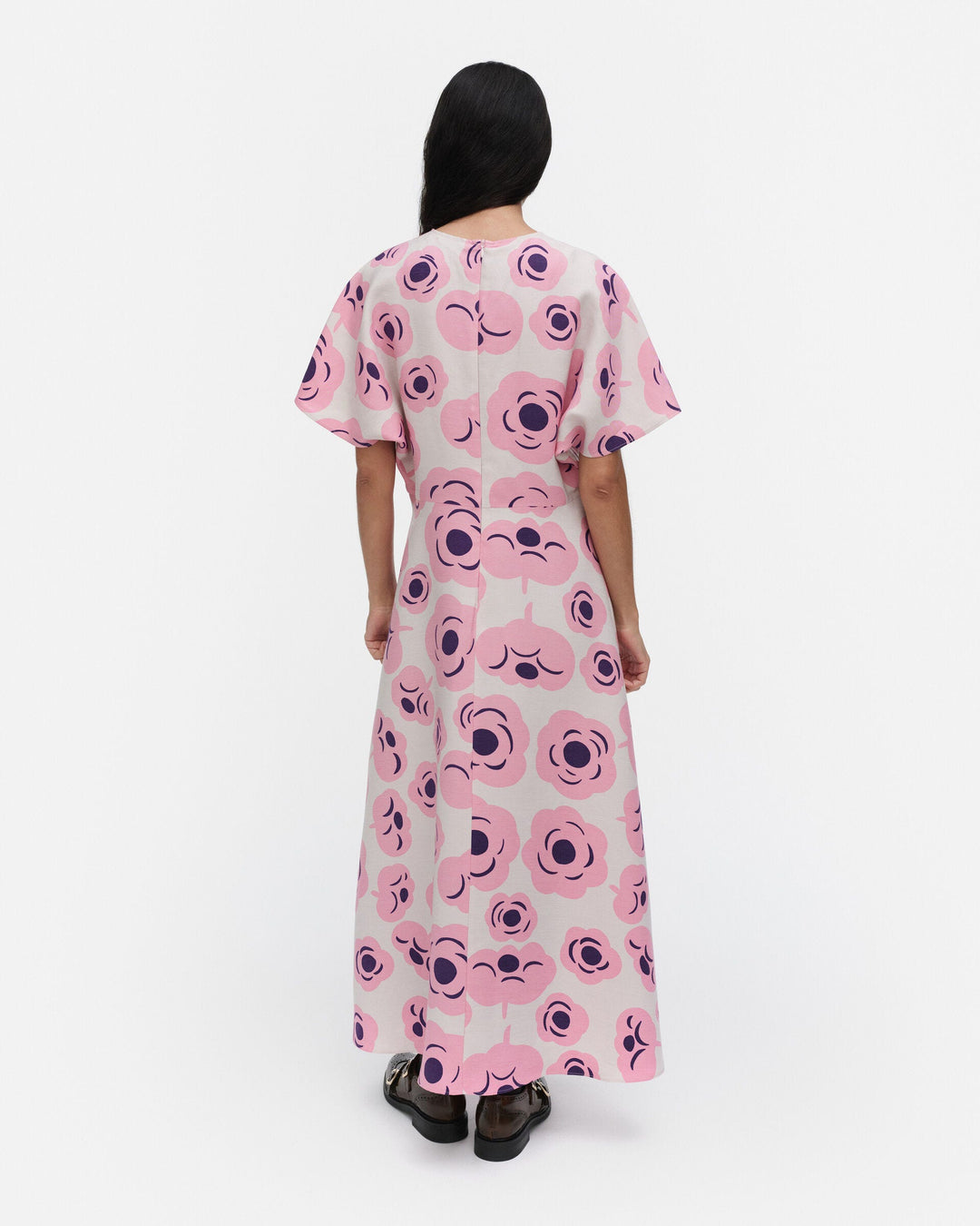 heleä tumma dress