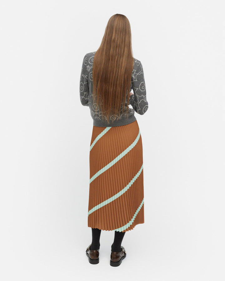 piiru basso skirt