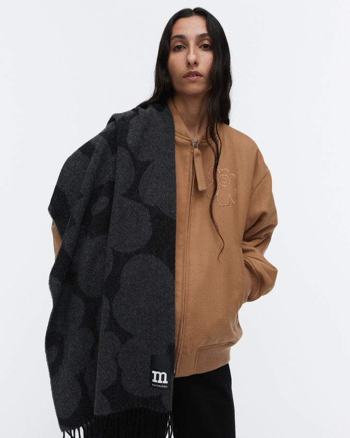identtinen unikko scarf - black