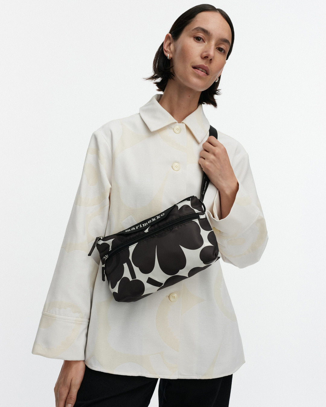 neat small crossbody unikko - black/white