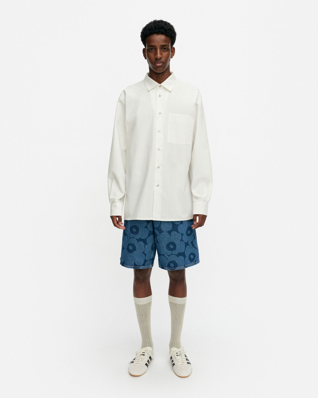 kioski jokapoika unisex shirt - off-white
