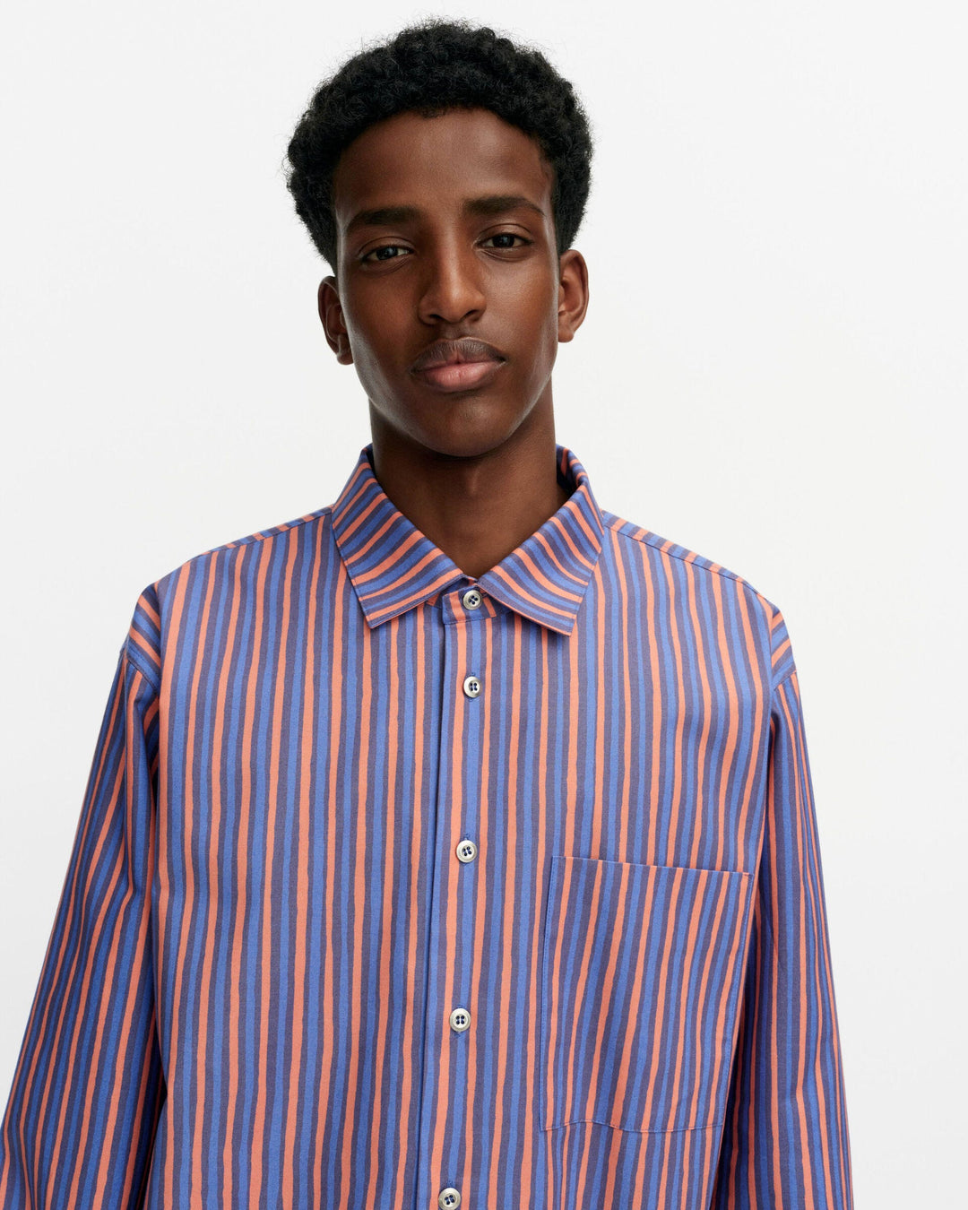 kioski jokapoika unisex shirt - peach/blue