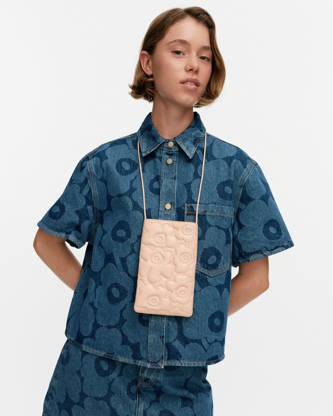 phone pocket unikko shoulder bag - light pink