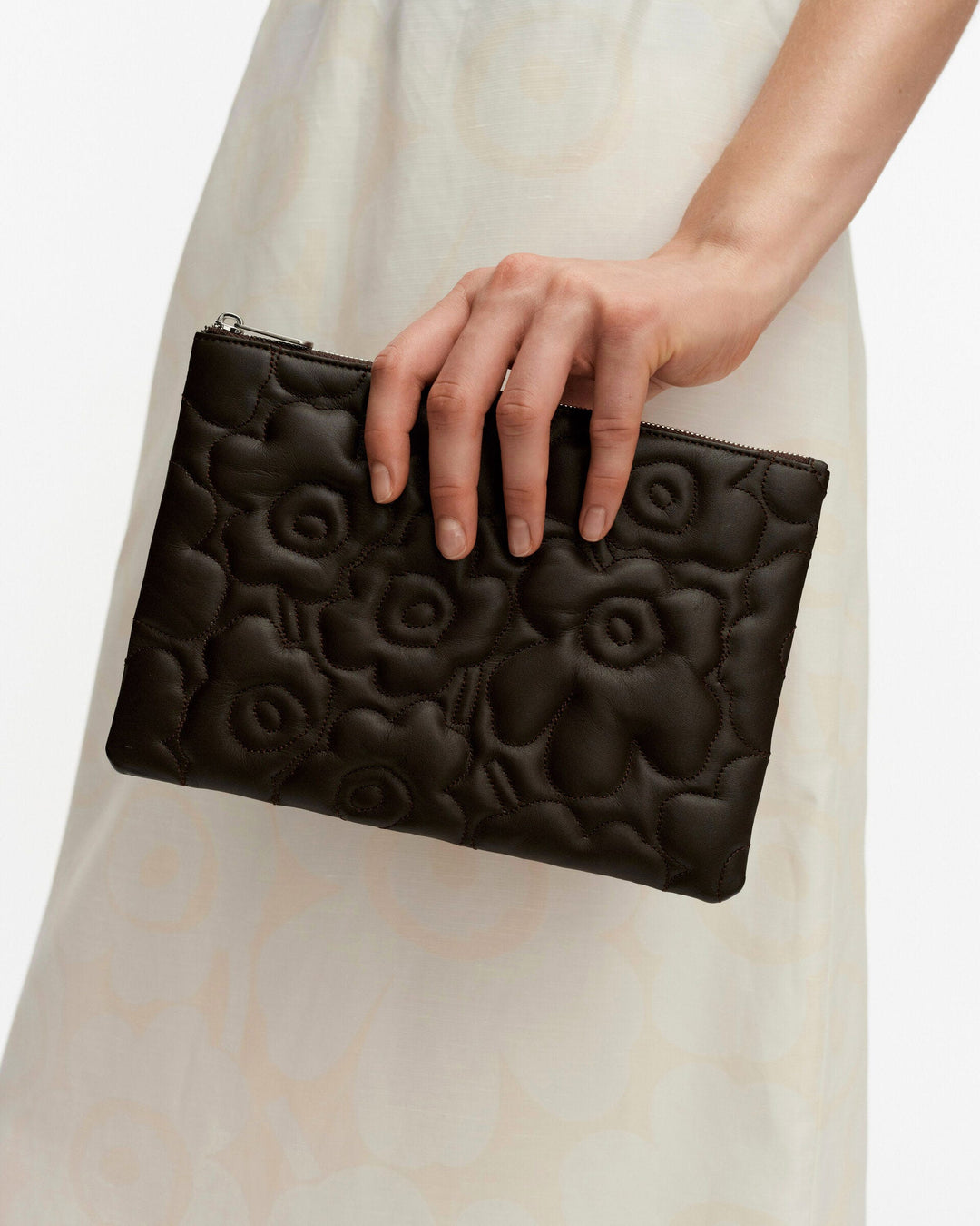 pouch bag unikko clutch - dark brown