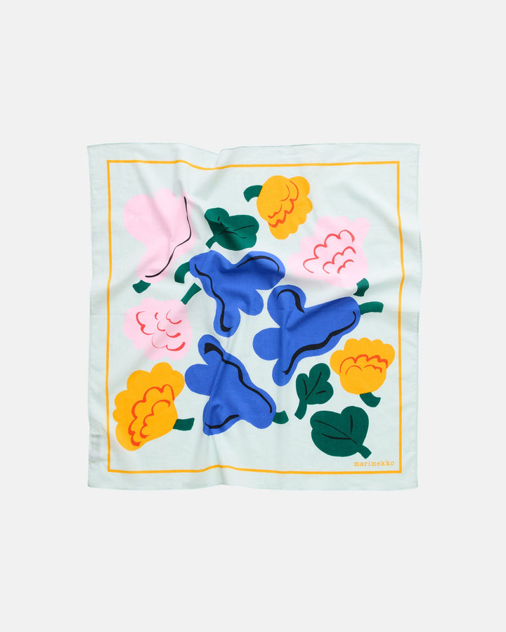 pesofati kukasta kukkaan scarf