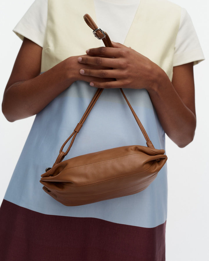 Pikku Karla Leather Bag - Caramel Brown