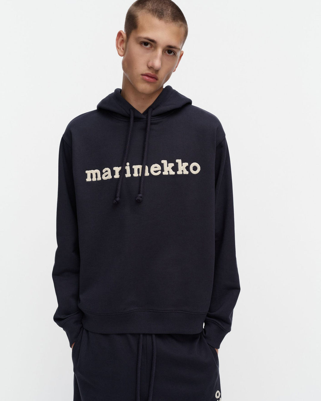 Kioski Skripti Logo Placement Hoodie
