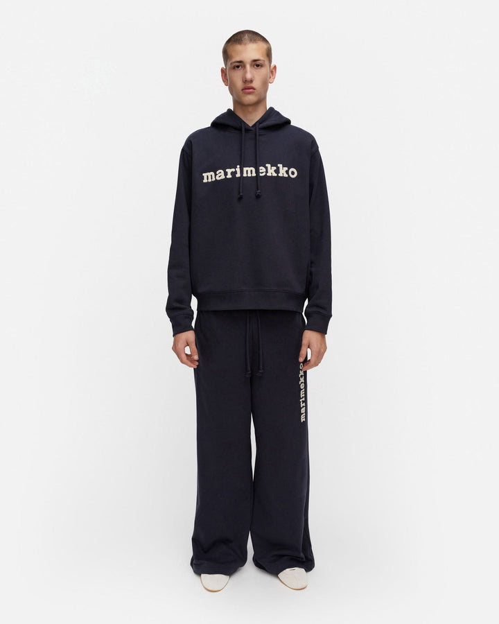 Kioski Skripti Logo Placement Hoodie
