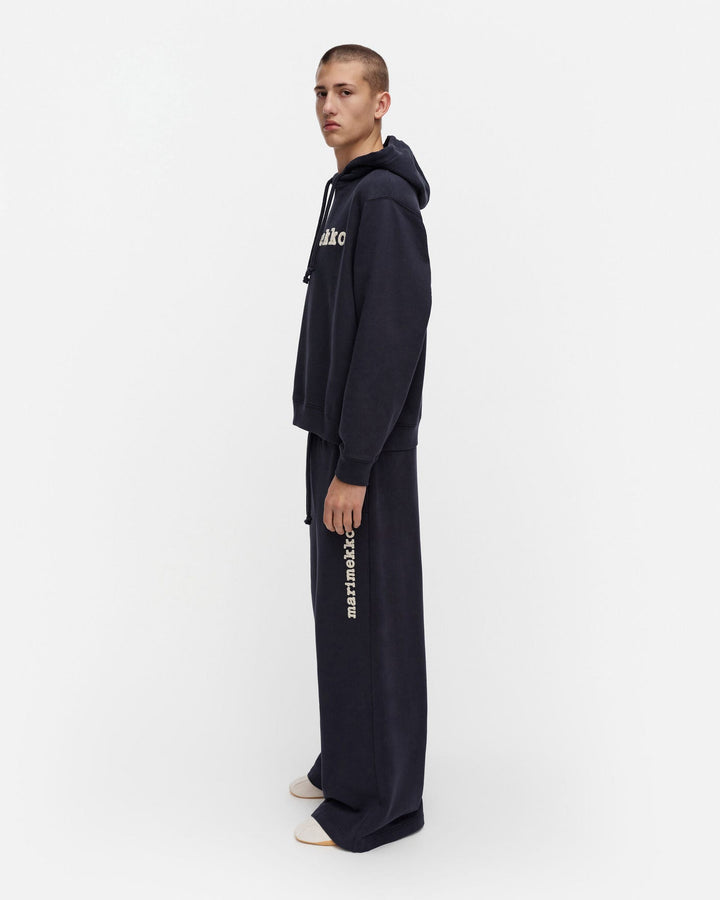 Kioski Skripti Logo Placement Hoodie
