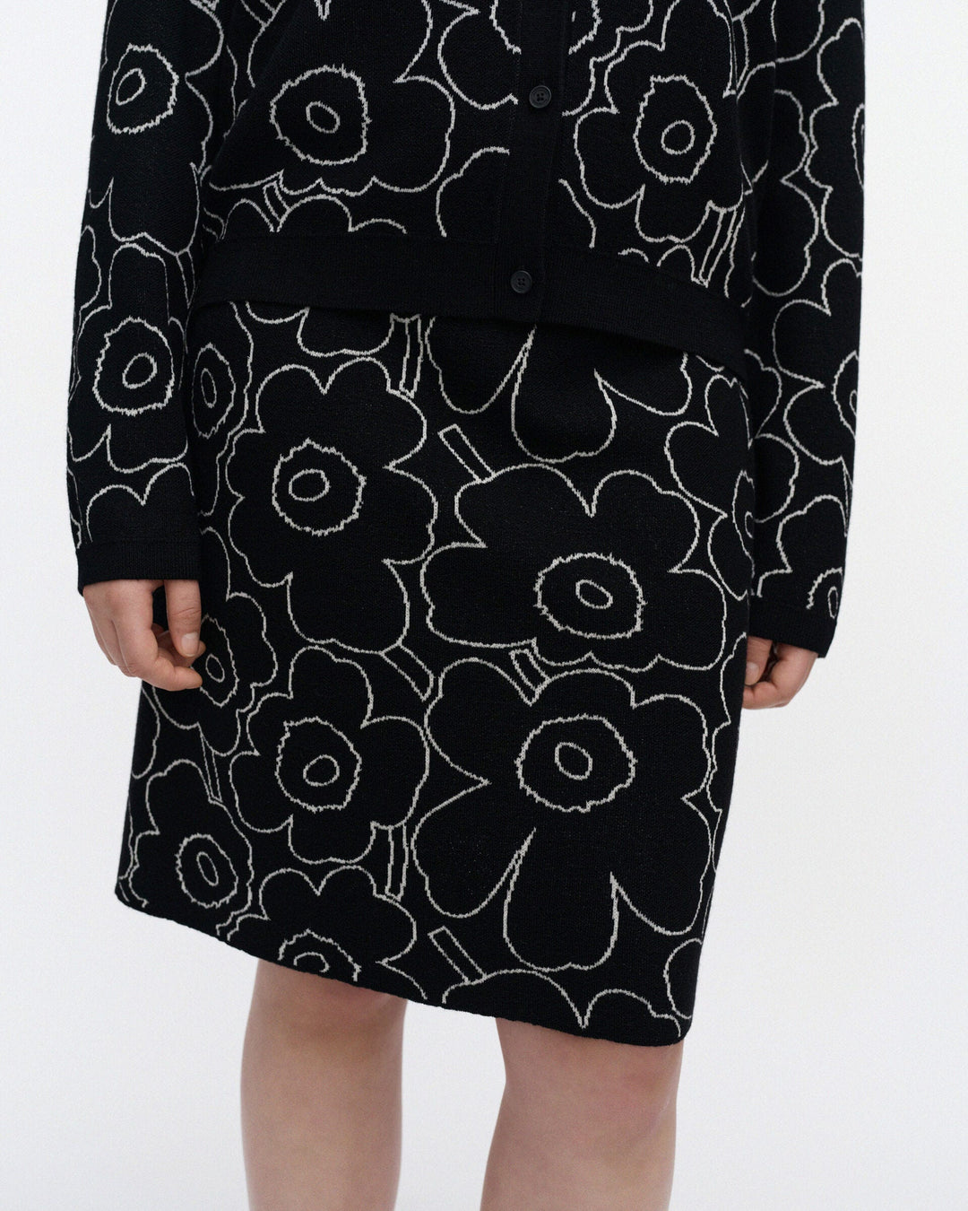 Vapaus Piirto Unikko Knitted Skirt - Black