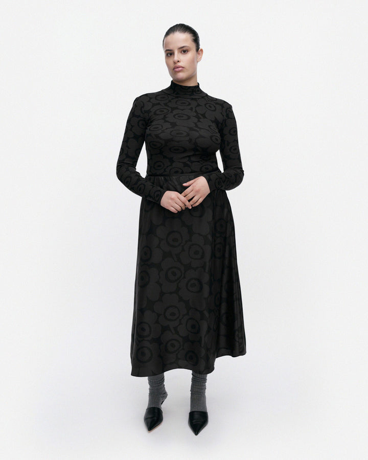 Koostumus Unikko Silk skirt - Black