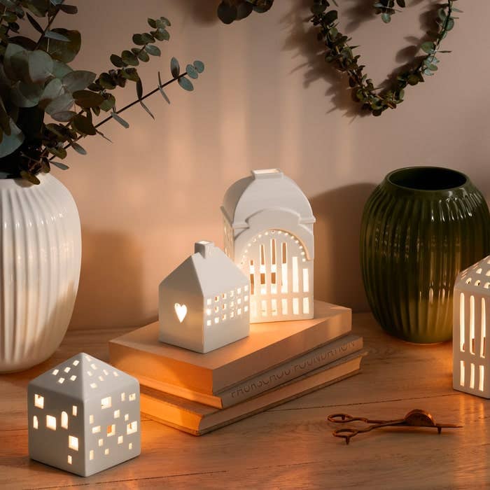 Urbania Tivoli Lighthouse Candle Holder - Entrance