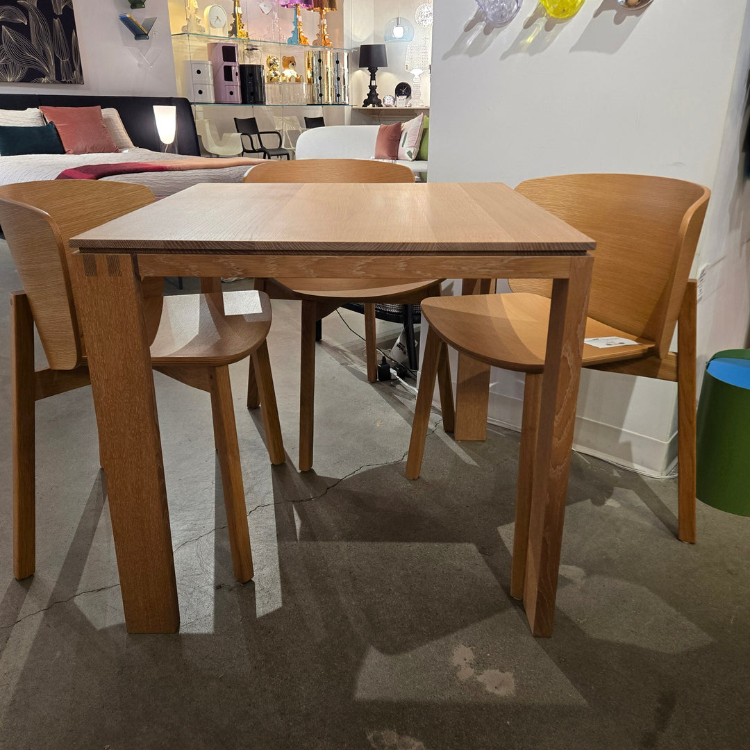 Right Table - Floor Model