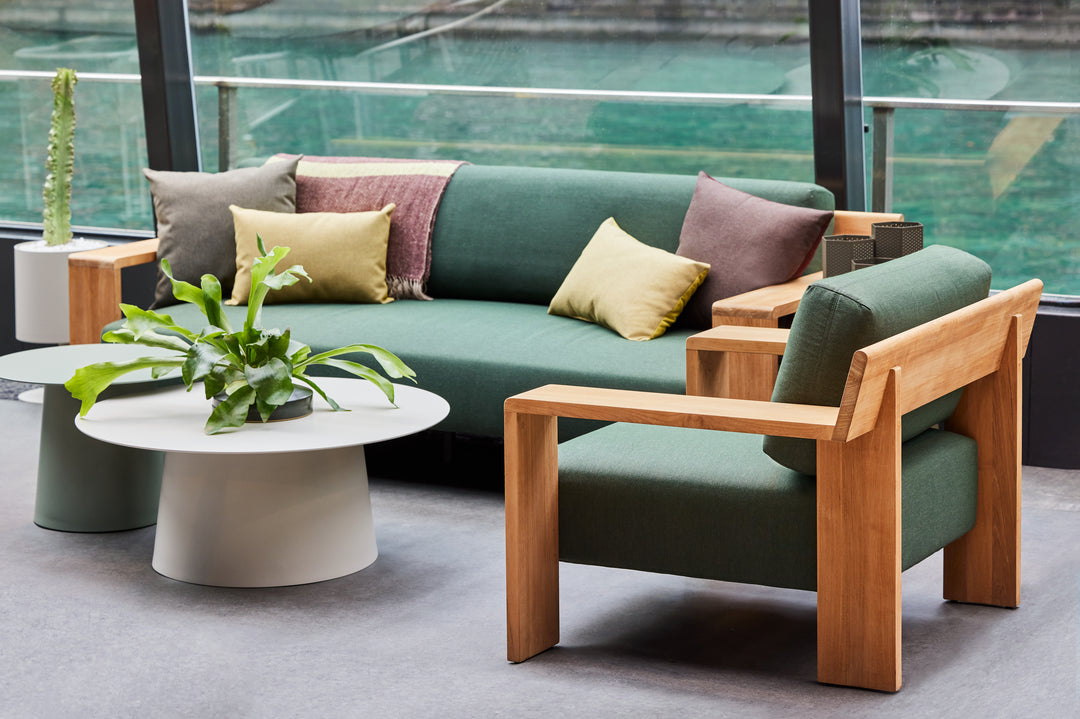 Ridge Outdoor Sofa