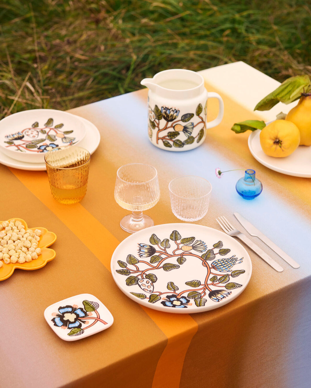 unikko shape plate 20 cm - yellow