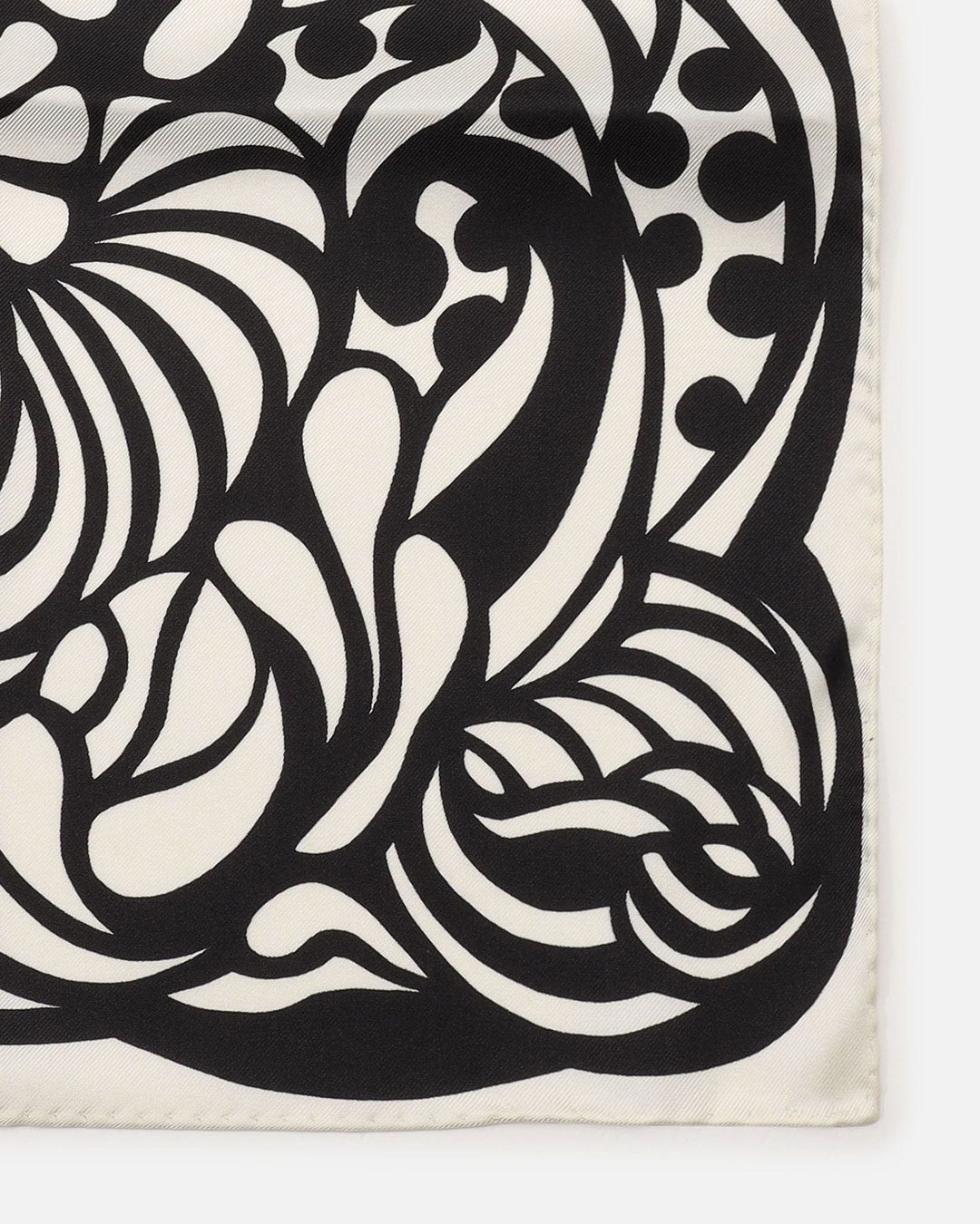 lauhtua sunnuntai silk scarf - black/white
