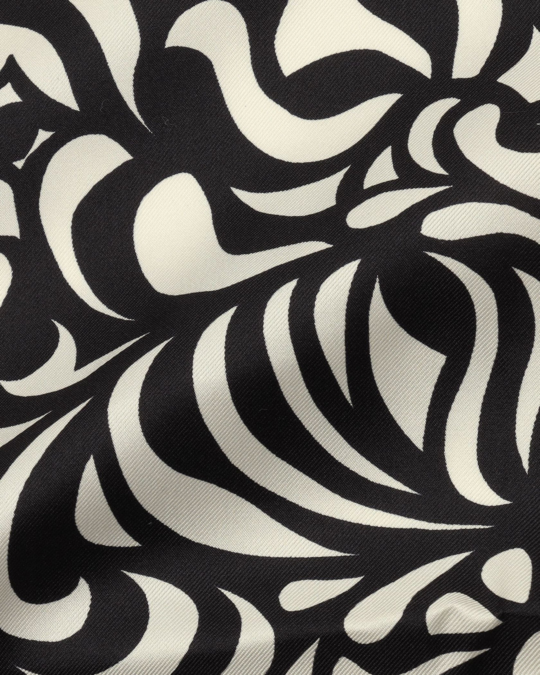 lauhtua sunnuntai silk scarf - black/white