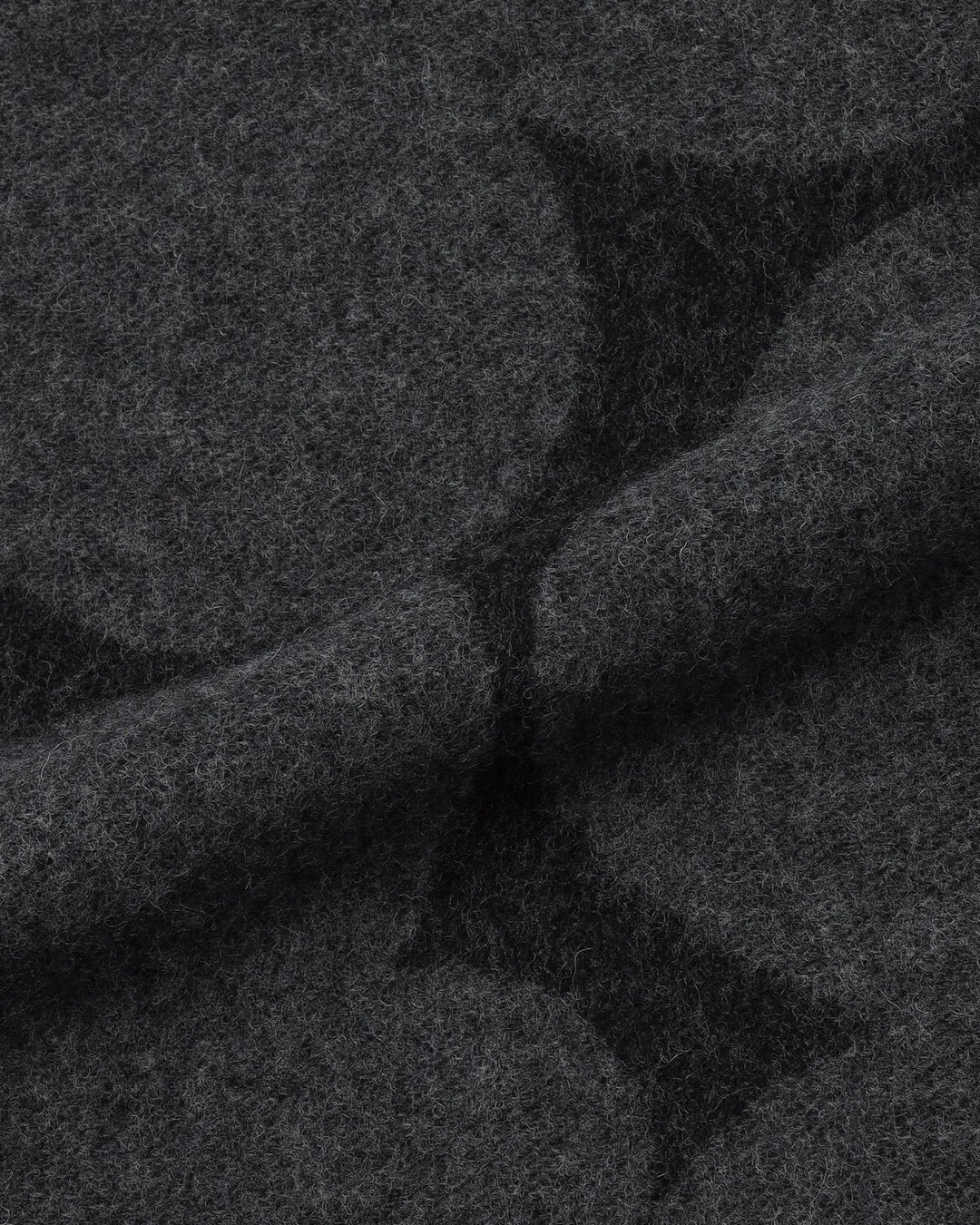 identtinen unikko scarf - black