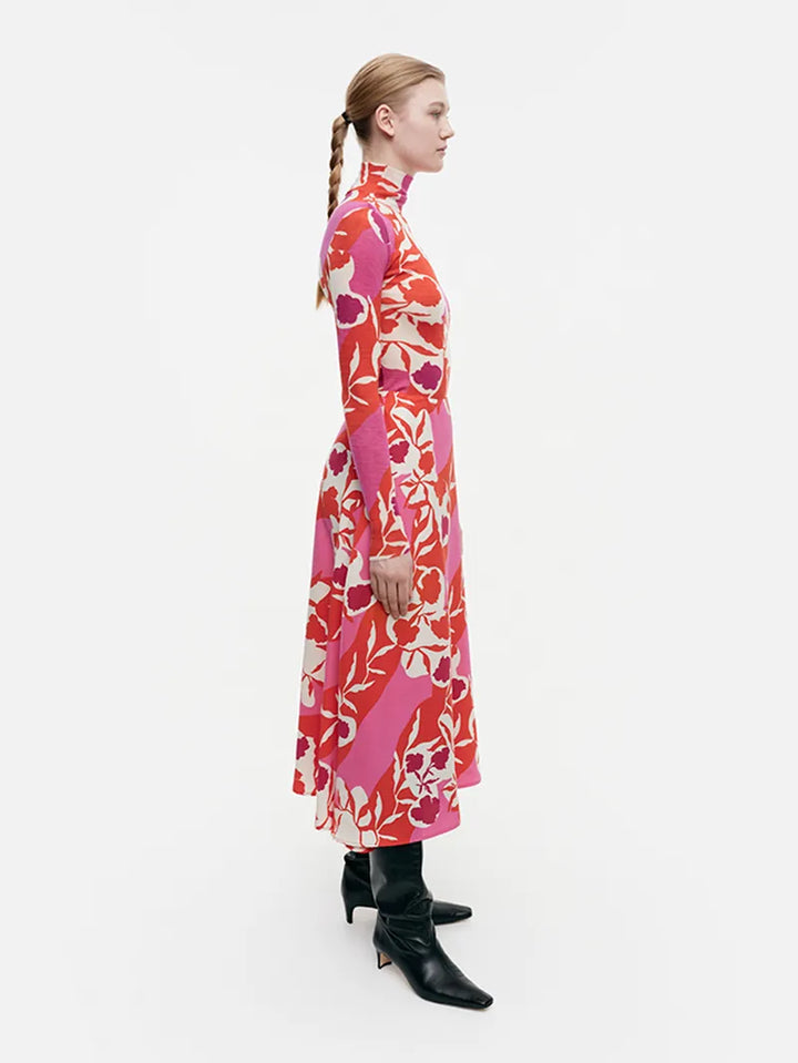 volyymi serenaadi skirt