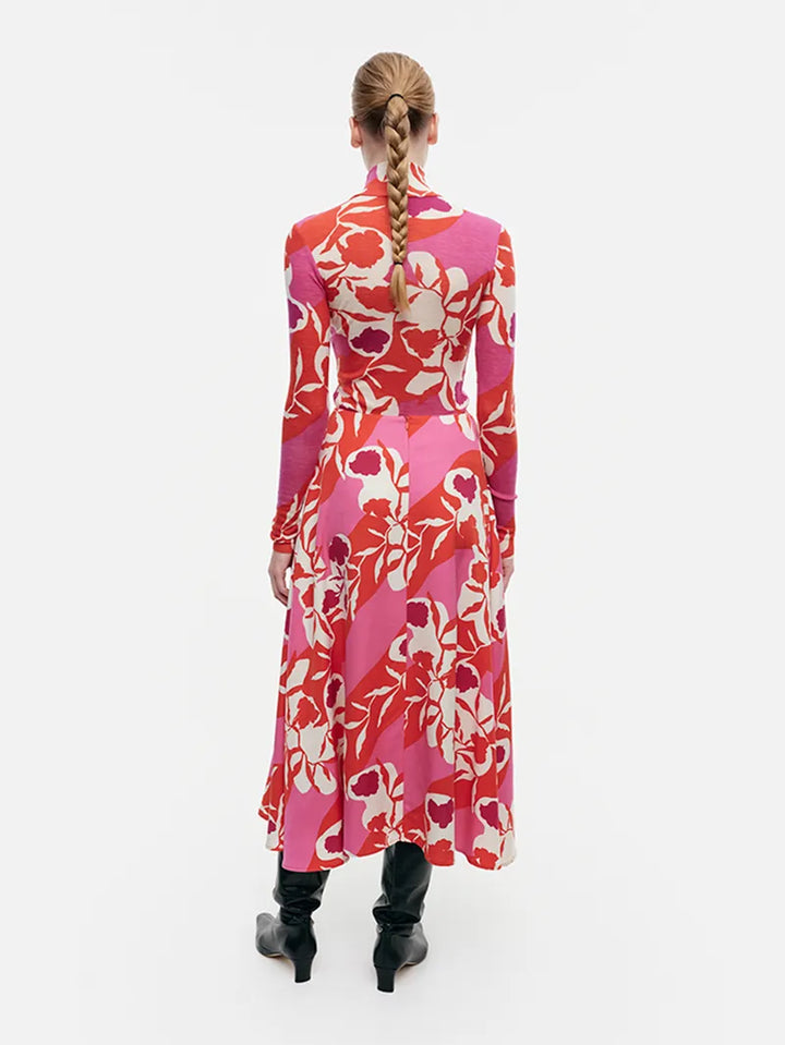 volyymi serenaadi skirt