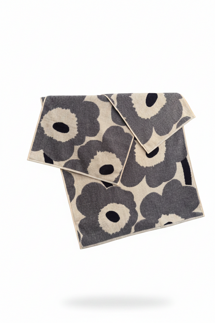 Unikko Bath Towel Collection - Heathered Dark Blueberry
