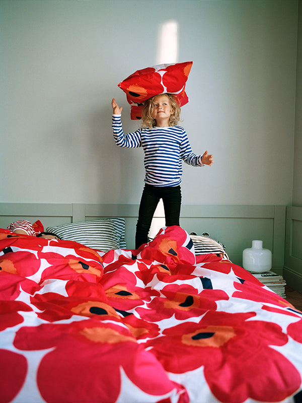 pieni unikko red cushion cover