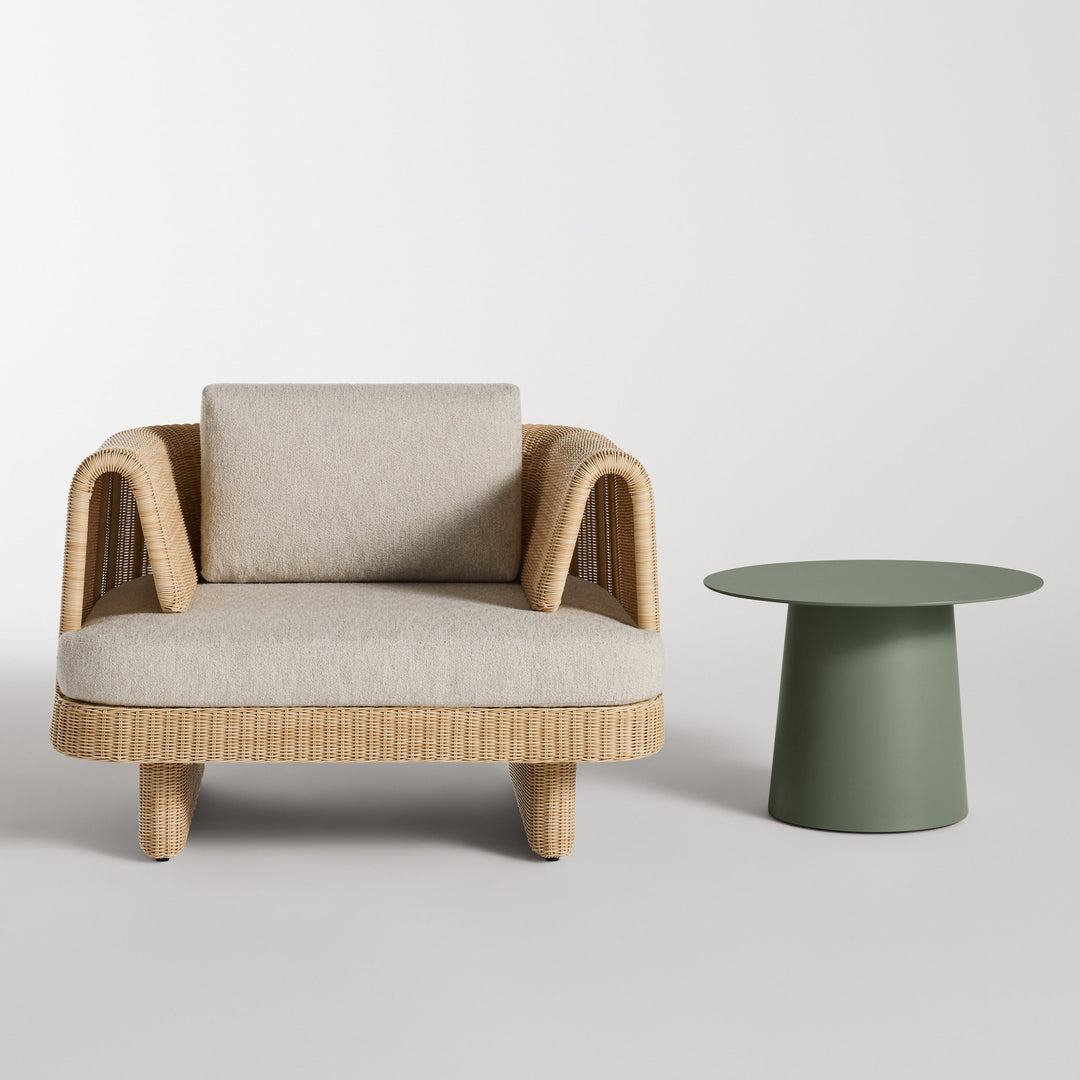 Loophole Outdoor Lounge Chair