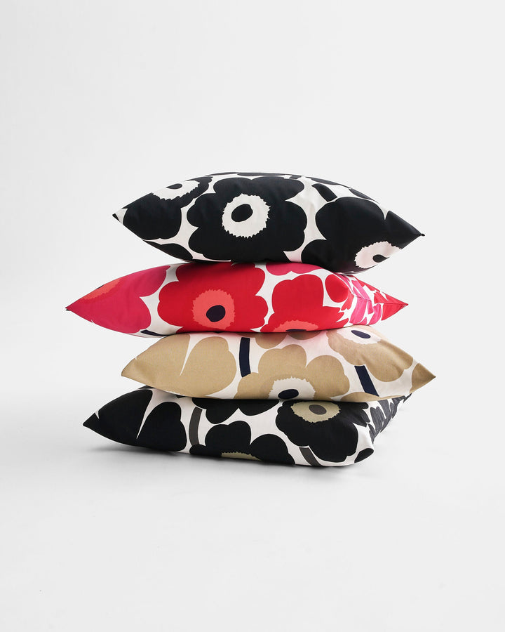 pieni unikko black cushion cover