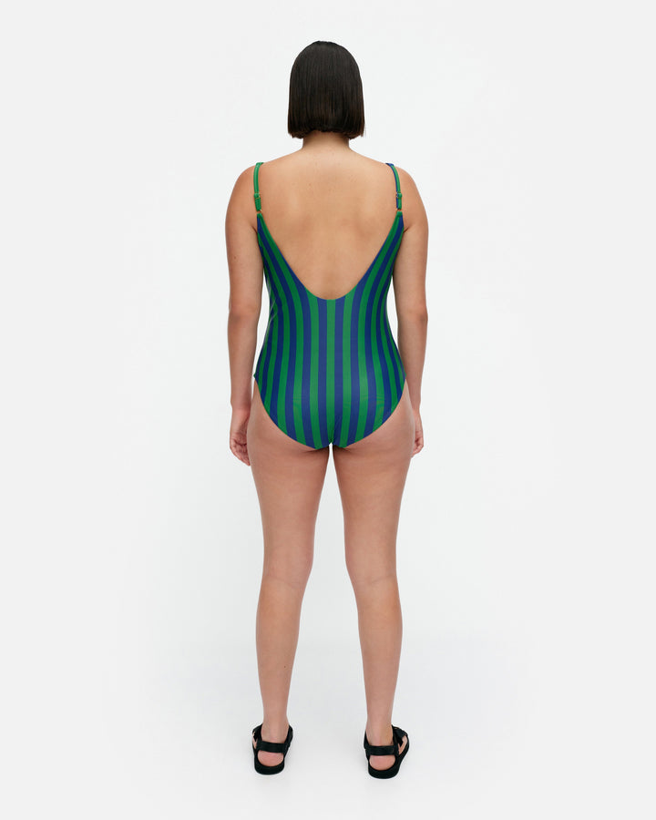 agnetha merirosvo - swimsuit