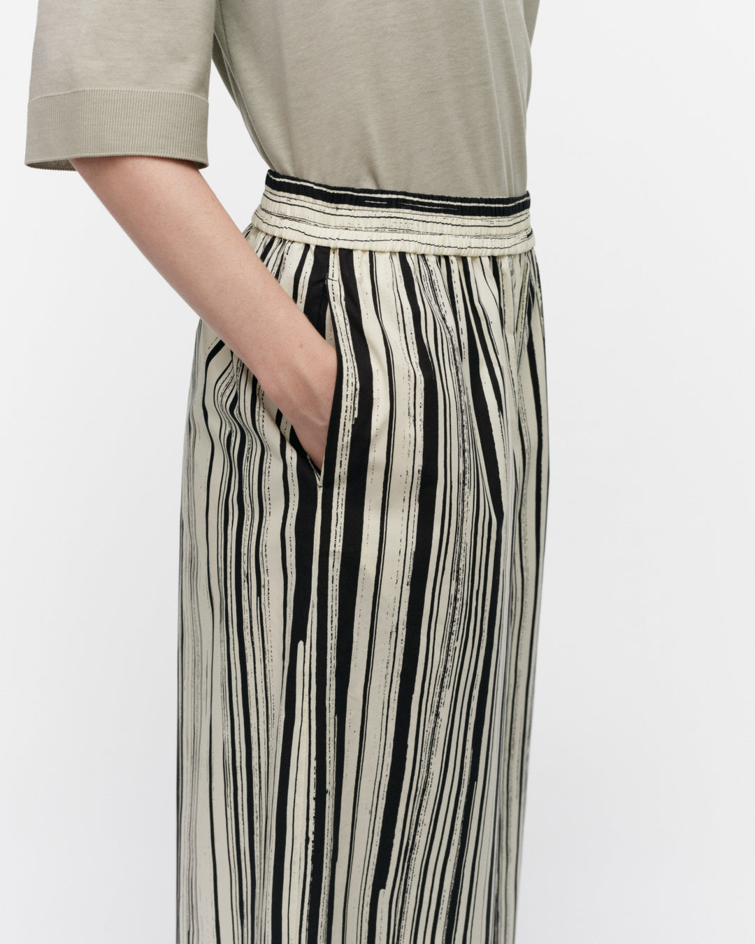 kohti siluetti - cotton poplin trousers