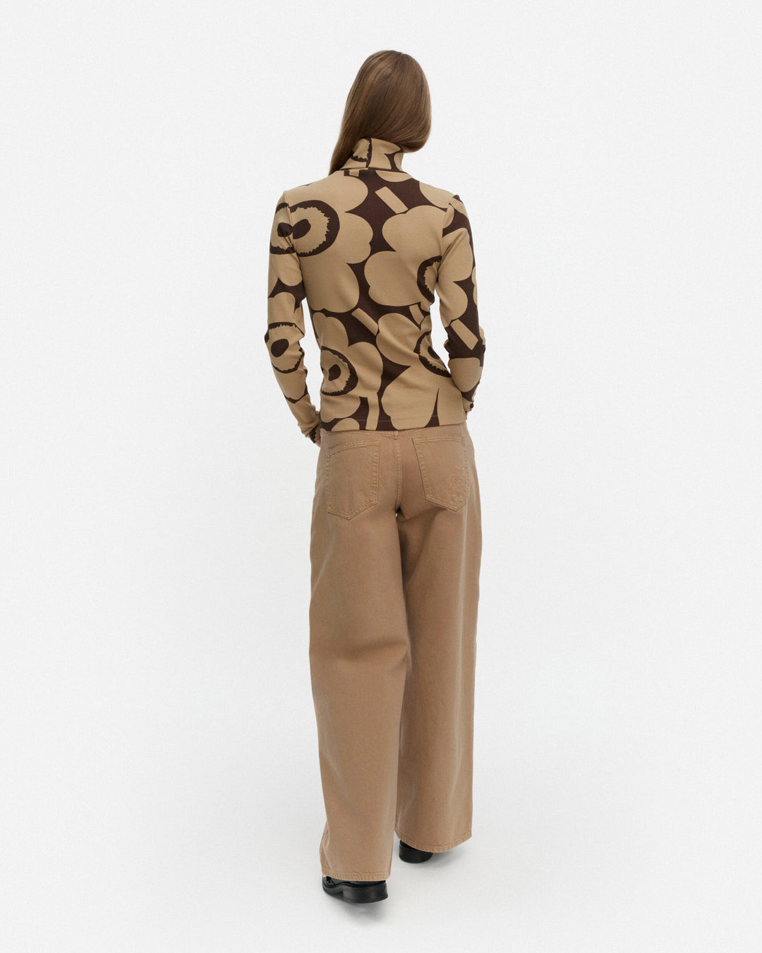 emali unikko turtleneck shirt - brown