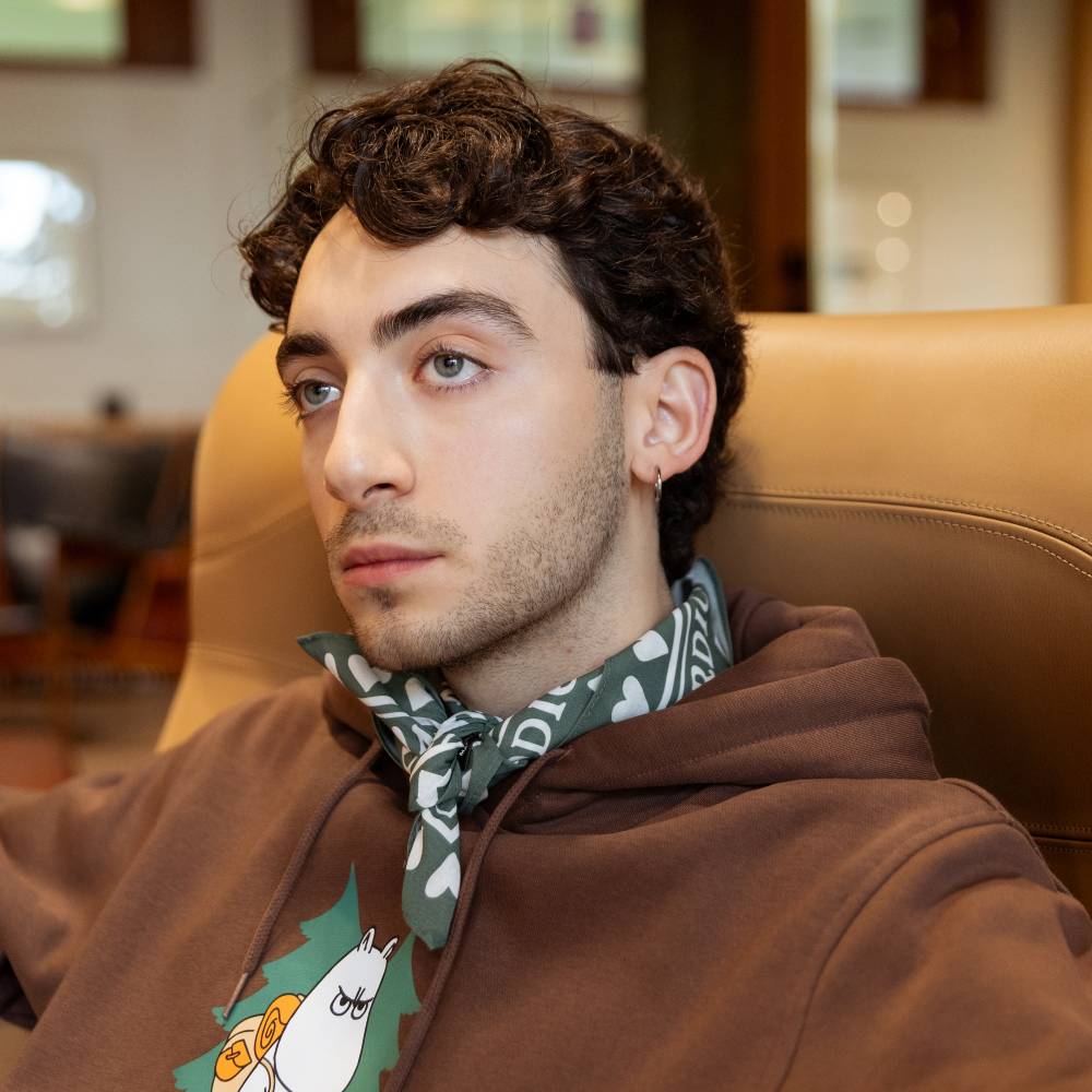 Moomintroll & Snorkmaiden Scarf