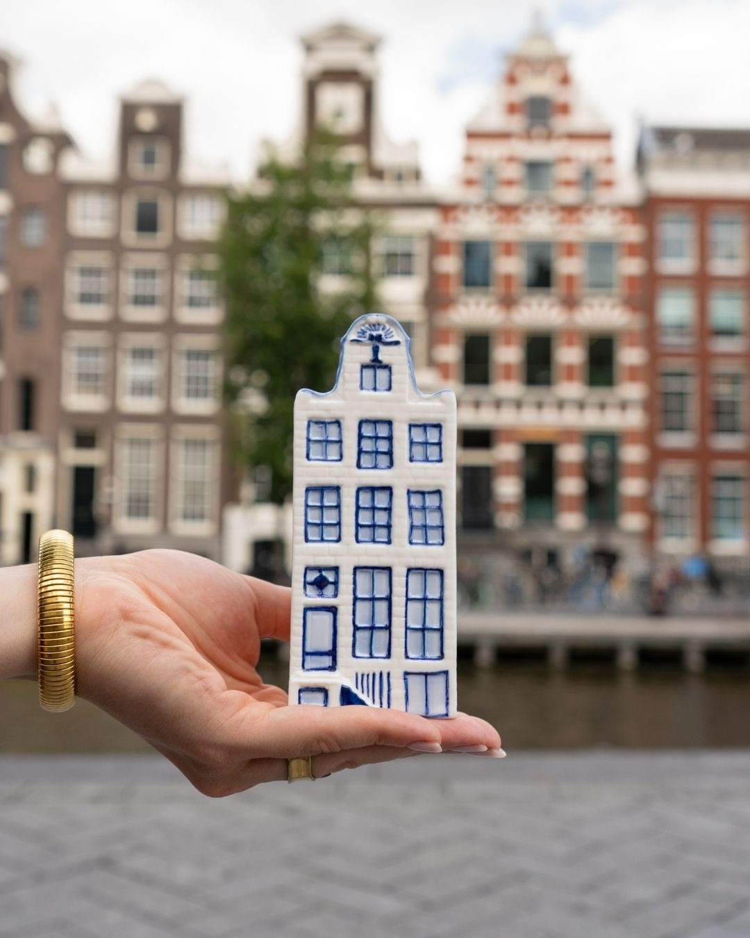 Delft Blue Canal House No. 4